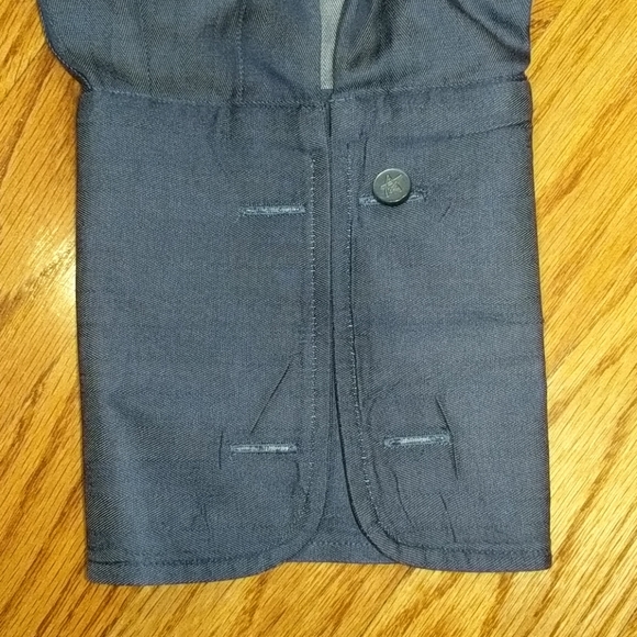 John Varvatos Pleated Front Button Down - Picture 8 of 9